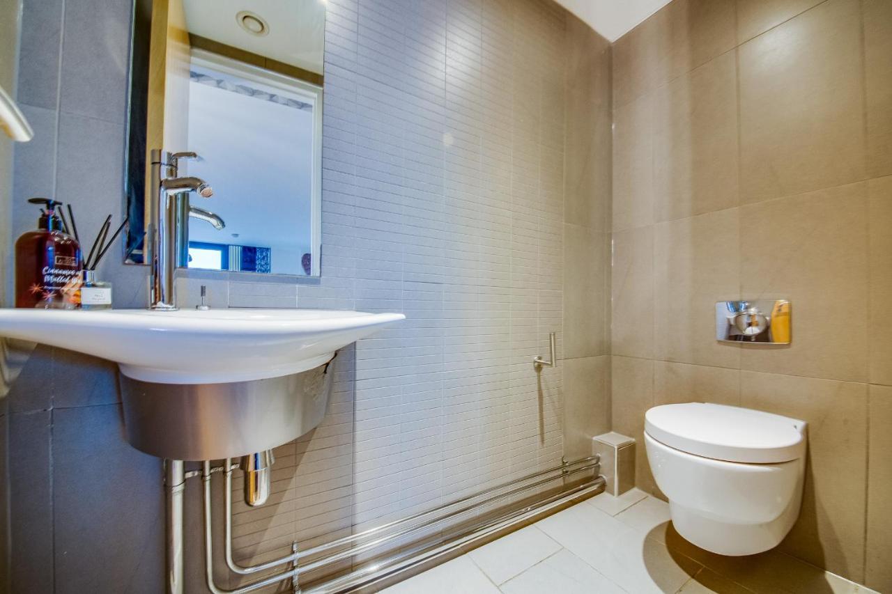Spacious 3-Bed Penthouse With City Sky Line Views Sheffield Exterior photo