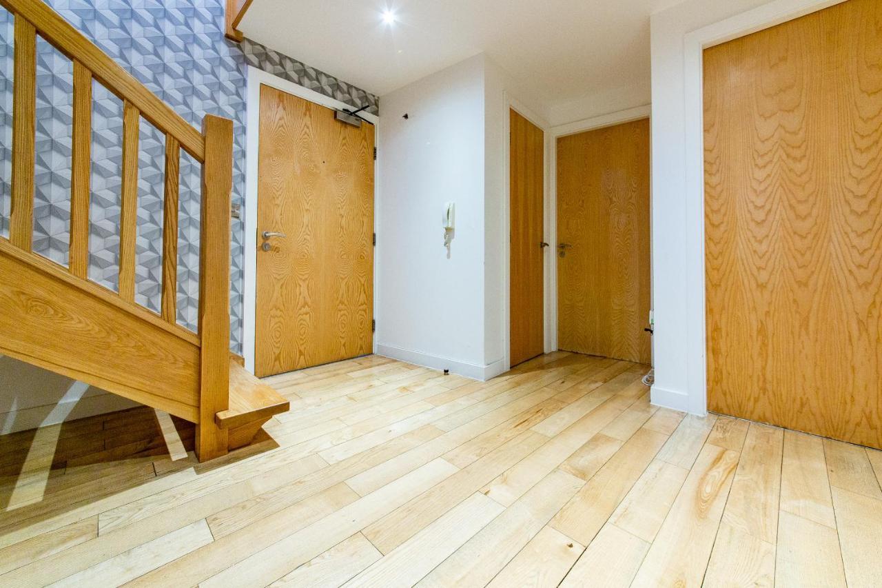 Spacious 3-Bed Penthouse With City Sky Line Views Sheffield Exterior photo